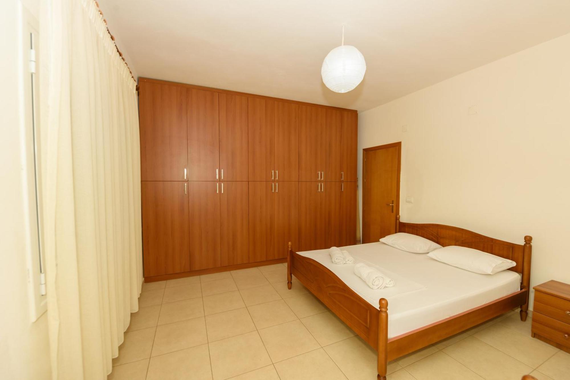 Vasili'S Family Apartments Химар Екстериор снимка