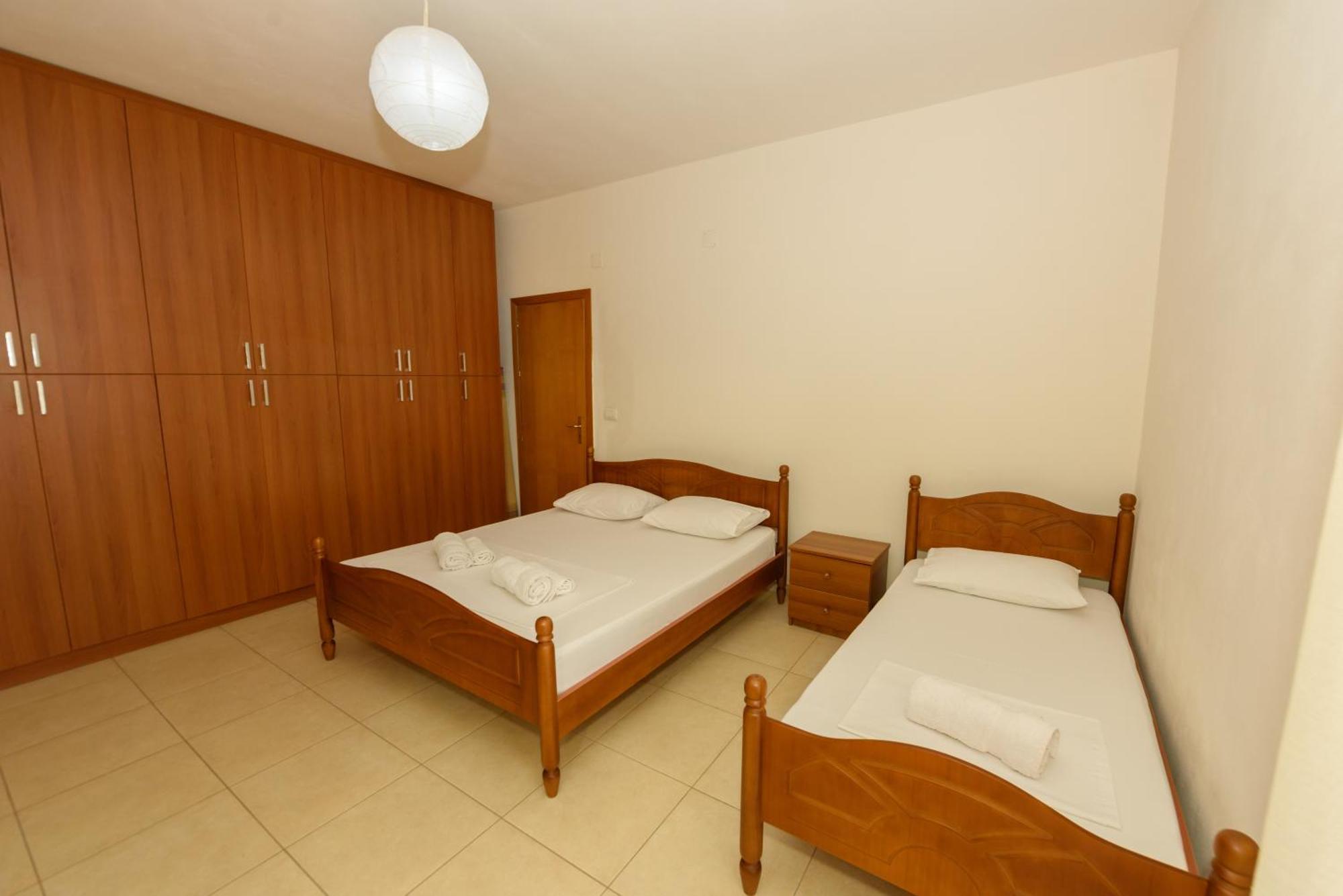 Vasili'S Family Apartments Химар Екстериор снимка