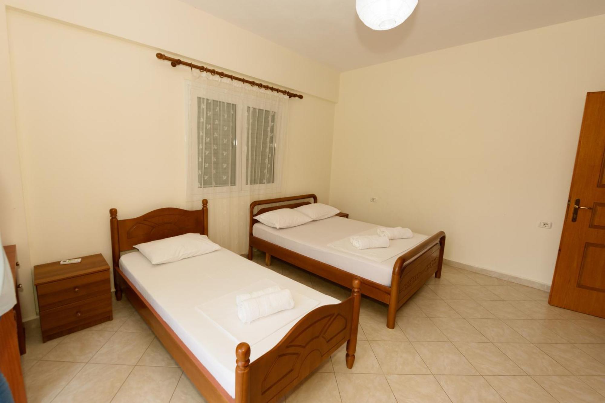 Vasili'S Family Apartments Химар Екстериор снимка