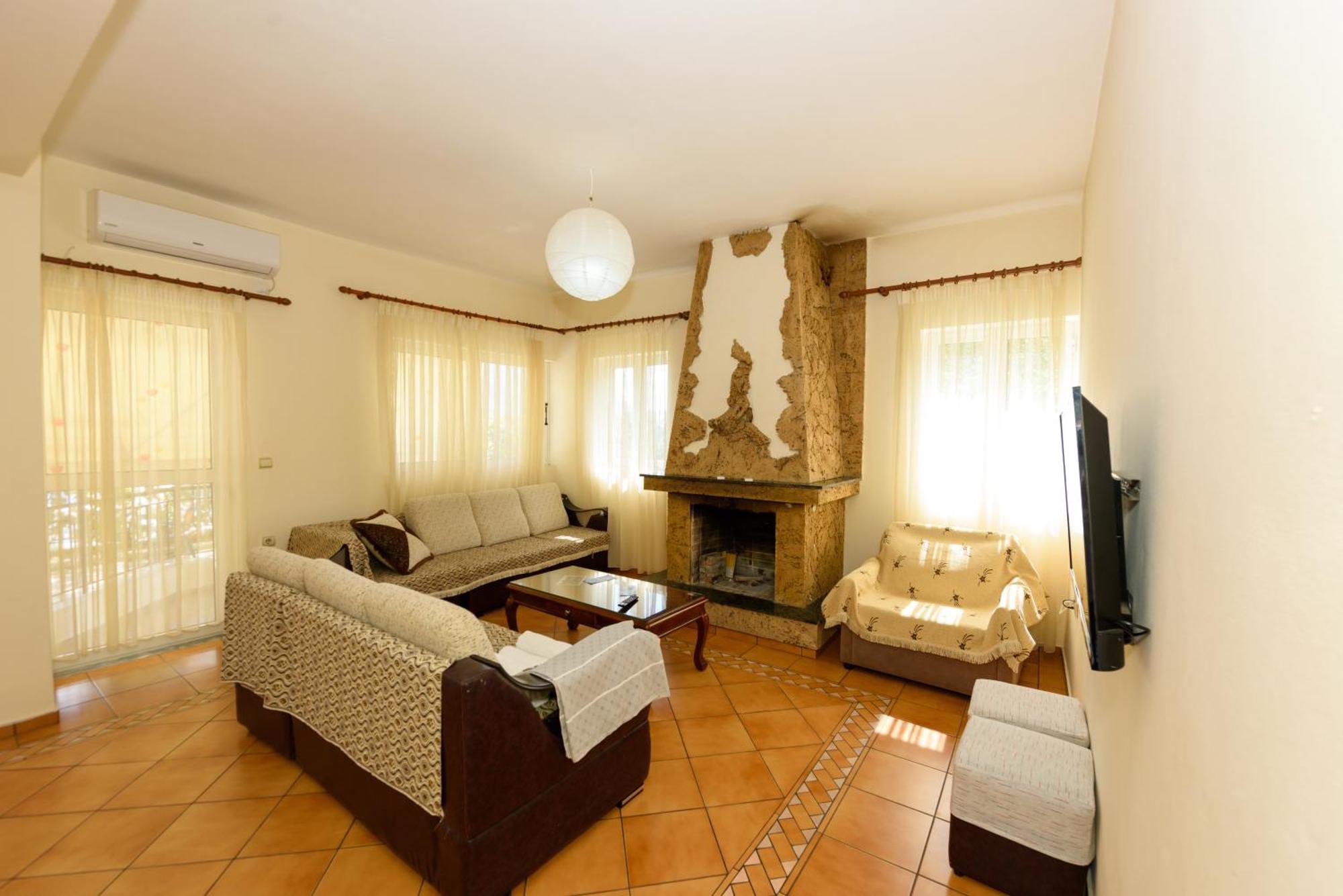 Vasili'S Family Apartments Химар Екстериор снимка