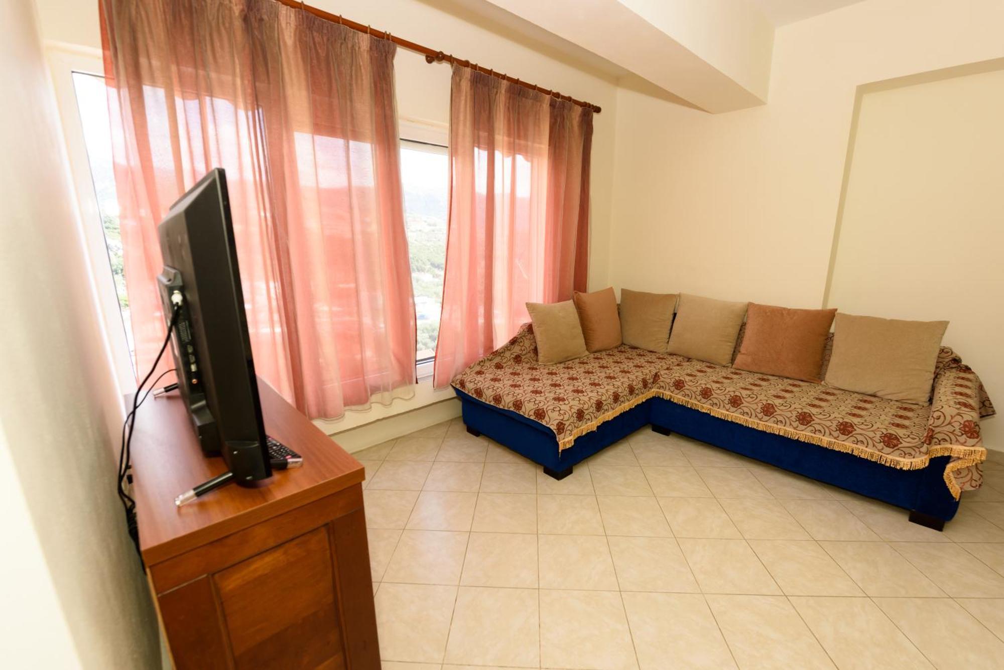 Vasili'S Family Apartments Химар Екстериор снимка
