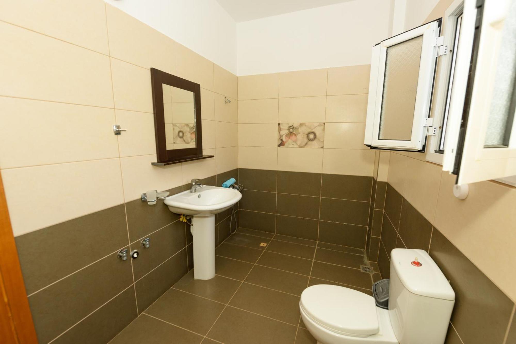 Vasili'S Family Apartments Химар Екстериор снимка